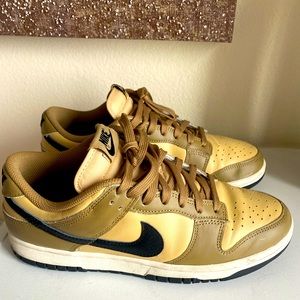 Nike Dunks